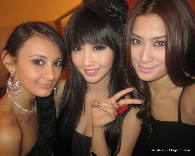 Alodia Gosengfiao Alodia Gosengfiao