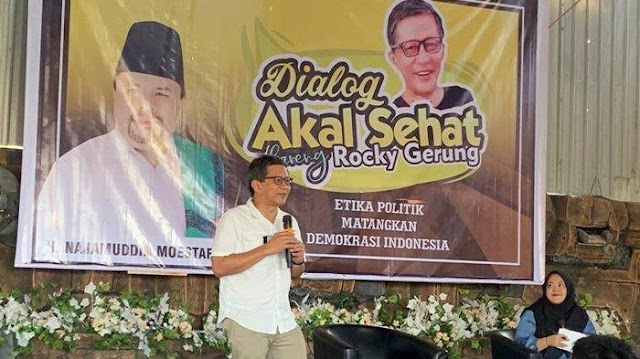 Yang Menghina Itu Siapa, Rocky Gerung Atau Presiden Jokowi?