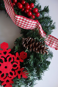 pine cones, how to clean pine cones, pine cones for decorating, pine cones for crafts, blah to TADA!, DIY Christmas ornaments