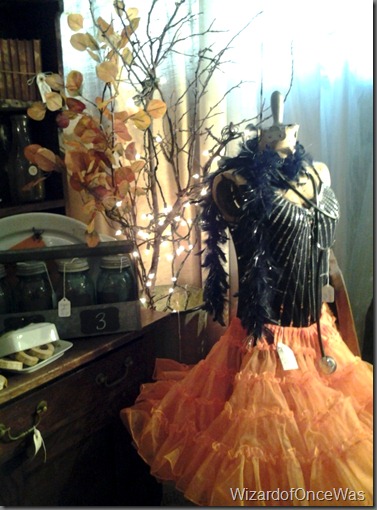 Oct Halloween show 2012 014