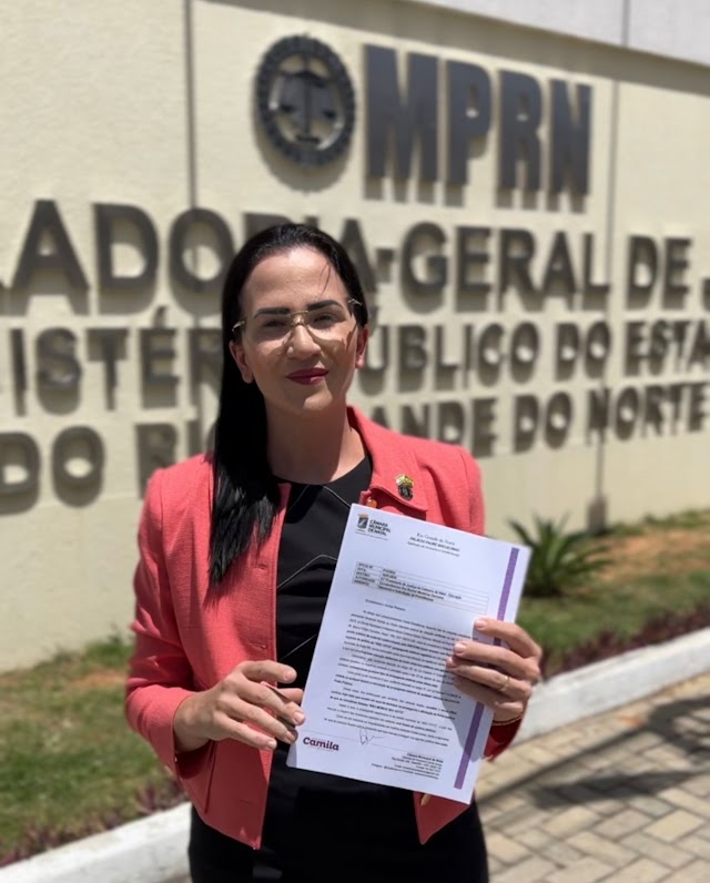 Vereadora denuncia sindicato por propaganda ilegal nas escolas públicas