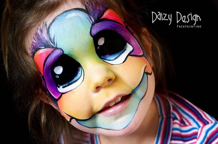 Christy Lewis is an award-winning artist based in Wellington, New Zealand who works on exquisite face and body Painting. She is a passionate artist and loves to share her enjoyment of face Painting with the rest of the world. 