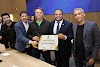 Câmara de Aparecida entrega título de cidadão ao ex-presidente Jair Bolsonaro em sessão solene histórica