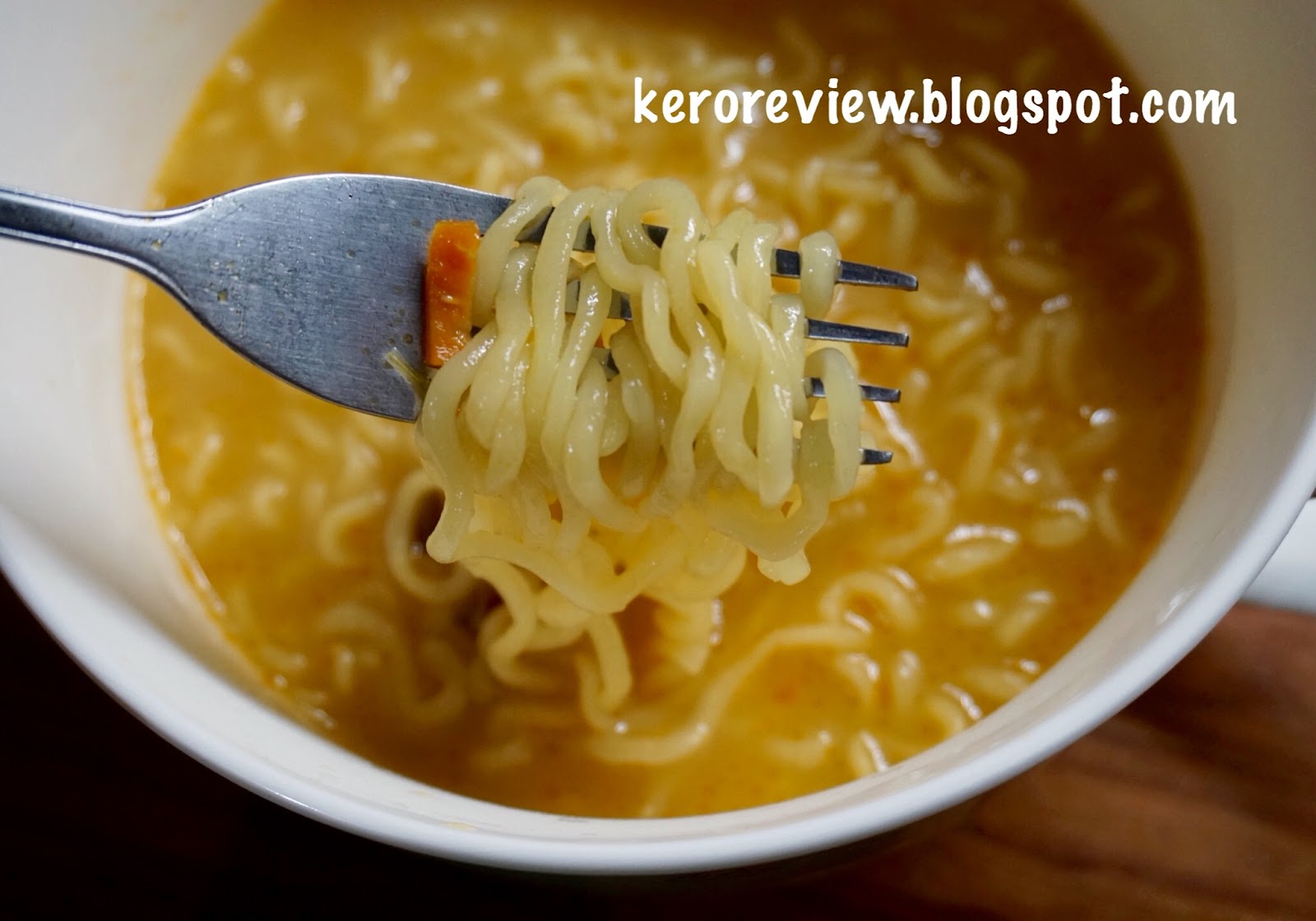 รีวิว พาลโด ฮวา บะหมี่เกาหลี บะหมี่กึ่งสำเร็จรูป รสชีส (CR) Review Korean Instant Noodles Cheese Flavored, Paldo Hwa Brand.