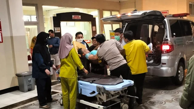 Respon Cepat, Polisi Jadi Sopir Ambulans, Pasien Melahirkan di Bojongsari Terselamatkan