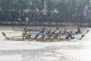 PASMAR-2 IKUTI LOMBA DRAGON BOAT DI FESTIVAL CISADANE 2017