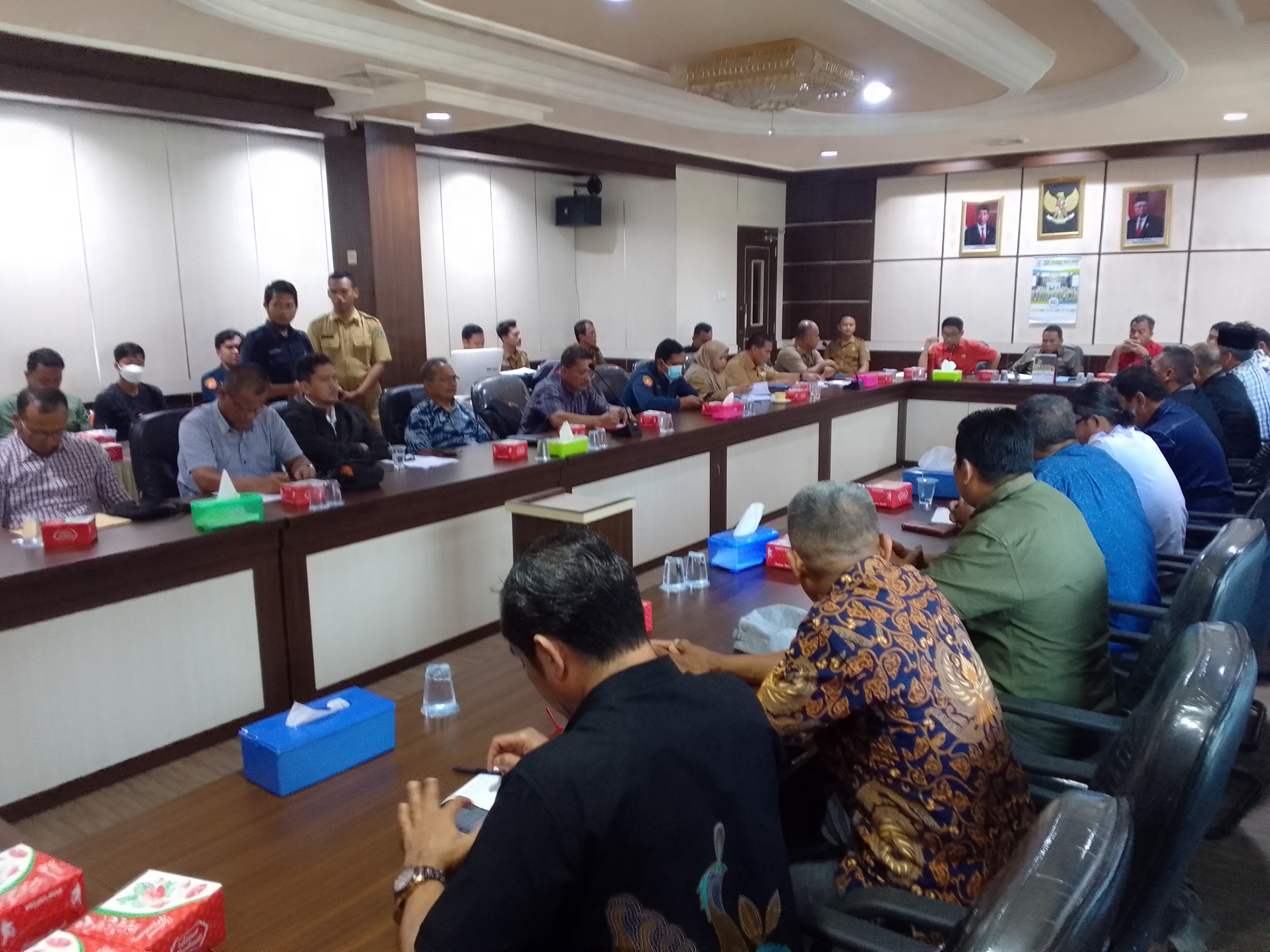 Seluruh PPKS di Kabupaten Tebo Hadiri Rapat Bersama DPRD Tebo, Bahas Tentang Permasalahan Buah Sawit