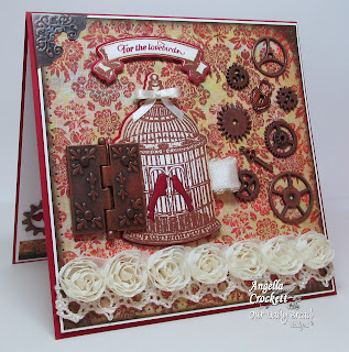 http://bodymindspiritandstamps.blogspot.co.at/2013/11/odbd-steampunk-wedding-card.html