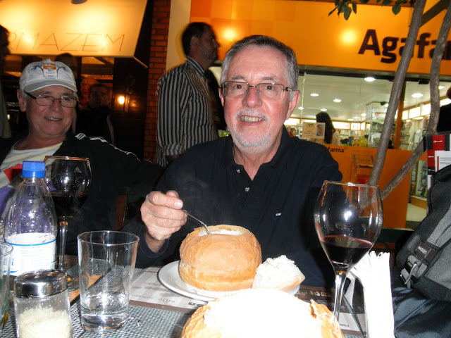 Sopa no pão em Gramado RS