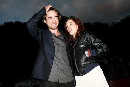 De acordo com o site TMZ Robert Pattinson e Kristen Stewart 
