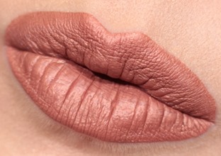 QuarzetteRetroMatteLiquidLipcolourMAC5