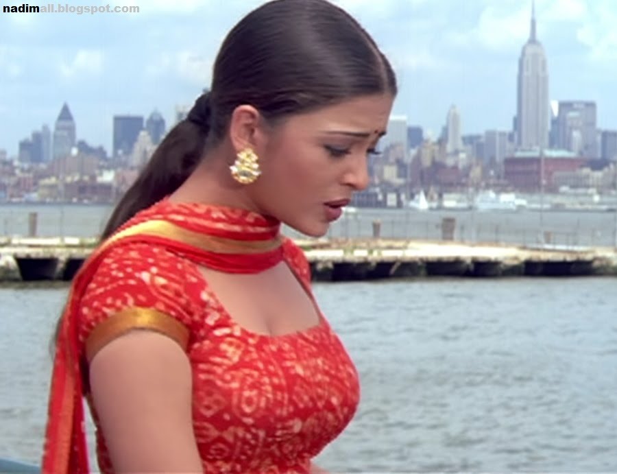 Aishwarya Rai Hot 1999