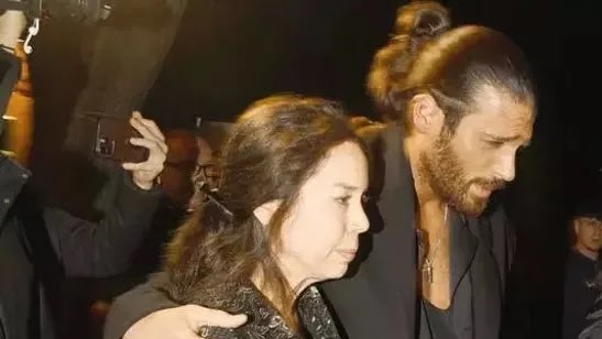  Can Yaman Faces Media Scrutiny Again – Issues Statement Following Confrontation with Reporters