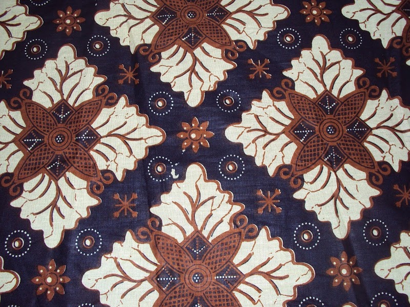 18 Batik Yogyakarta Dan Solo Didominasi Oleh Warna, Ide Batik Terpopuler!