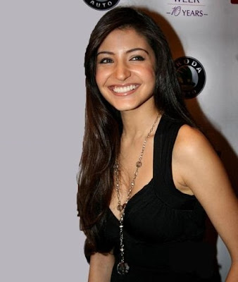 Hot Anushka Sharma Photos, Wallpapers & Anushka Sharma Latest Photos, Wallpapers