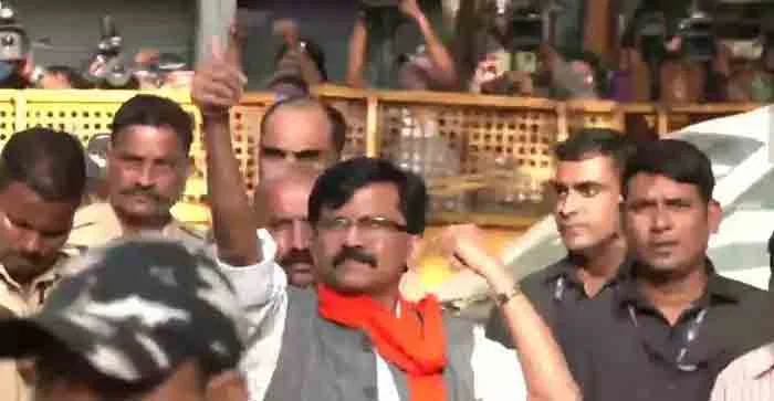 Mumbai, India, News, Top-Headlines, Questioned, ED, Custody, Shiv Sena, BJP, Udhav Thakarey, Police, Maharashtra, Investigates, Sena's Sanjay Raut Detained After Day-Long Raids In Land Scam Case.