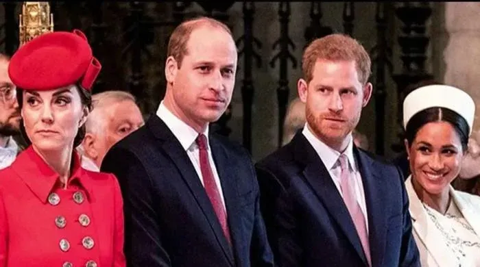 Kate Middleton (L) Prince William (ML) Prince Harry (MR) Meghan Markle (R)