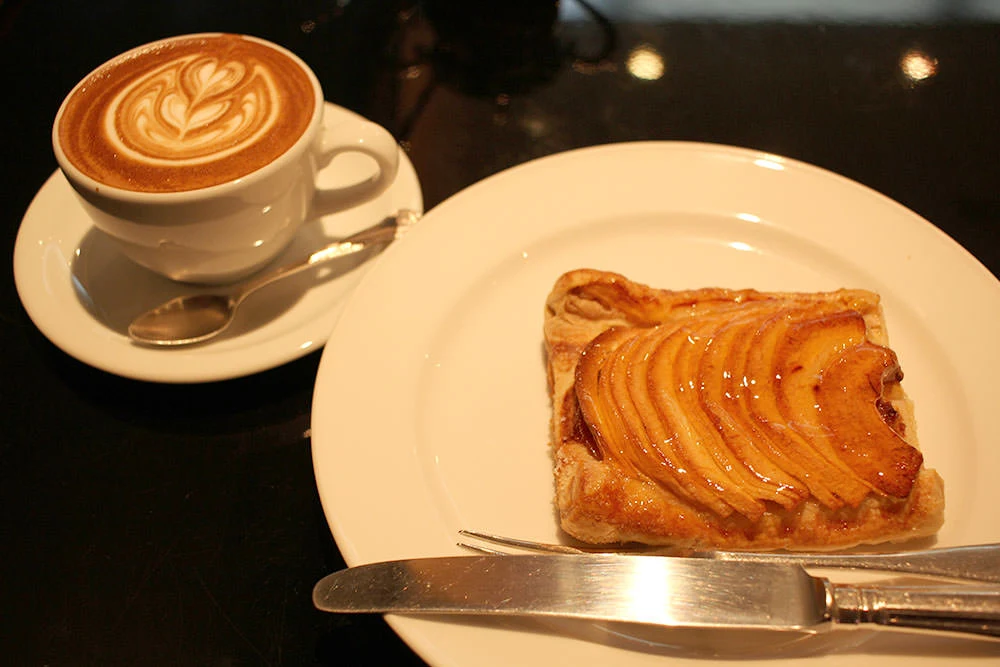 The apple pie and cafe latte from Angelique