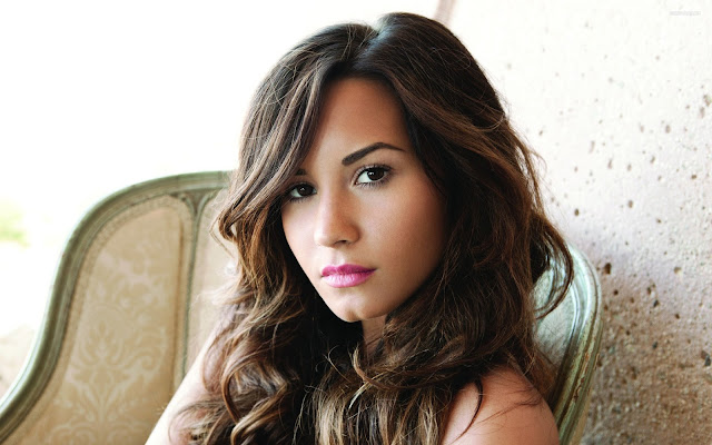 Demi Lovato Singer HD Desktop Wallpaper 005,Demi Lovato HD Wallpaper