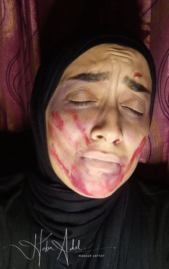 Special Effects ... Heba Adel turns her face into terrifying, cartoonish brush and makeup paintings