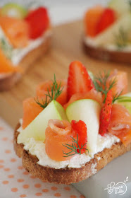 Tartines Croquantes Fromage Frais Saumon Pomme Granny Smith Fraise Aneth