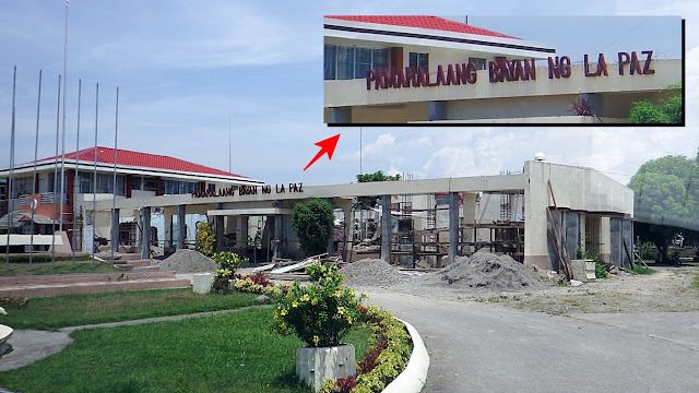 old building under construction, Municipal Hall, La Paz, Leyte