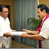 පල්ලෙවත්ත ගමරාලලාගේ මෛත්‍රීපාල යාපා සිරිසේන නීච පාවාදීමකට සැරසේ..! (Lanka E News)