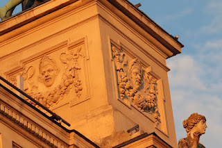 External decoration of an opera house