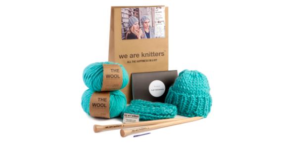 We Are Knitters, pisando el acelerador