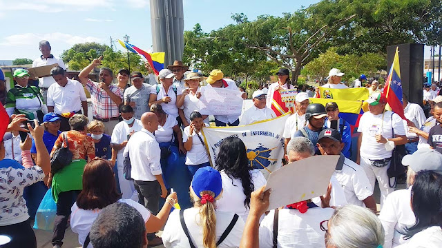 EMPLEADOS PÚBLICOS COLMARON LAS CALLES DE CARORA ESTE 23 DE ENERO