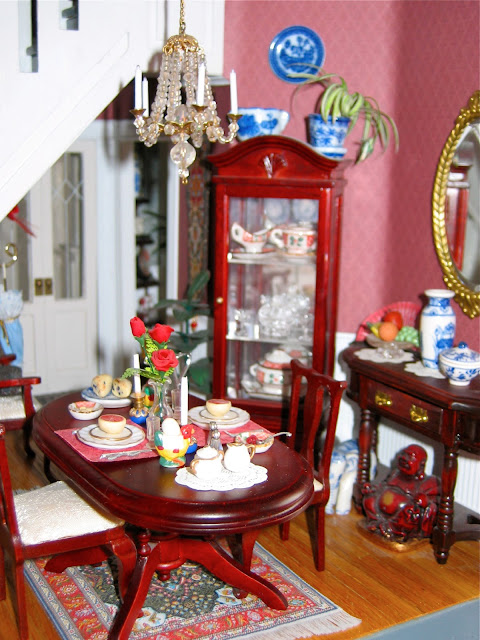 Greenleaf dollhouse