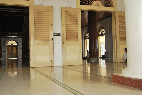 Masjid Agung Sunan Ampel Surabaya - Sejarah Peradaban Islam