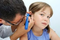 L'oreille humaine se compose de l'oreille interne , l'oreille moyenne et l'oreille externe . Infection de l'oreille peut attaquer n'importe quel de ces parties et une partie peut habituellement infecter les autres. Otite externe affecte l'oreille externe certaines fois, il vient après le rhume ou la grippe ou un autre type d'infection des voies respiratoires supérieures .