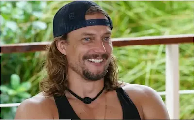 David Genat Discusses Building an On-Island ‘Family’ With Fellow ‘Survivor’ Winner Parvati Shallow in ‘Deal or No Deal Island’ Premiere David Genat Discusses Building an On-Island ‘Family’ With Fellow ‘Survivor’ Winner Parvati Shallow in ‘Deal or No Deal Island’ Premiere