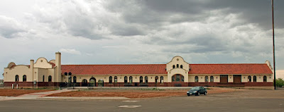 union pacific train at tucumcari railroad station