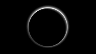 Première image de l'atmosphère de Pluton.