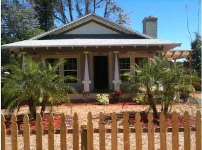 Fachada de Casa Habitación de un nivel con Garage y 3 Dormitorios, desarrollado en un área de construcción de 7.00 x 21.00 metros