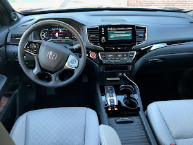 Interior view of 2019 Honda Passport AWD Elite