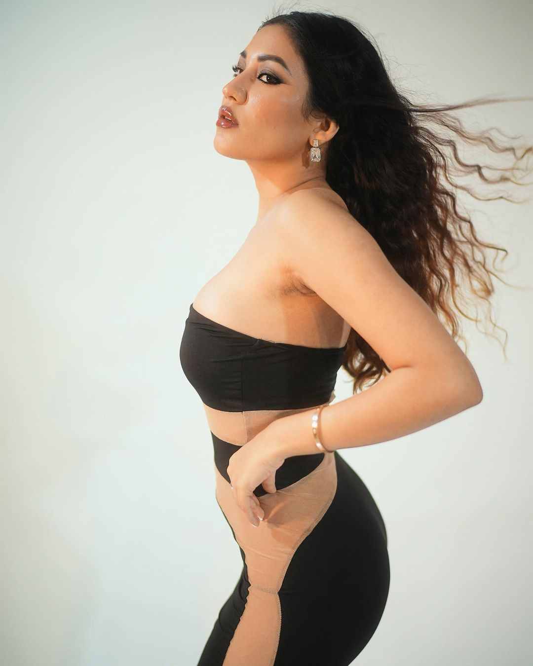 Shivani Singh is an Actress, Model, Fashionista in strapless lace mesh black bodycon bandage dress. Shivani Singh Instagram downloads. Shivani Singh sex hot videos and bikini photos xxx