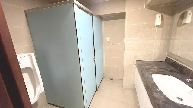 租- LK5835重劃區門戶新五路顯眼寬店面              特色說明1. 一樓約44坪，夾層約13坪 2. 格局方正， 面寬8米顯眼店面 3. 洲子洋重劃區門戶，空間好規劃 4. 適百業、可立即入駐，可營業登記