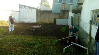 Nova diretoria e voluntários fazem mutirão por reforma da Associação de Moradores AsmoviQ