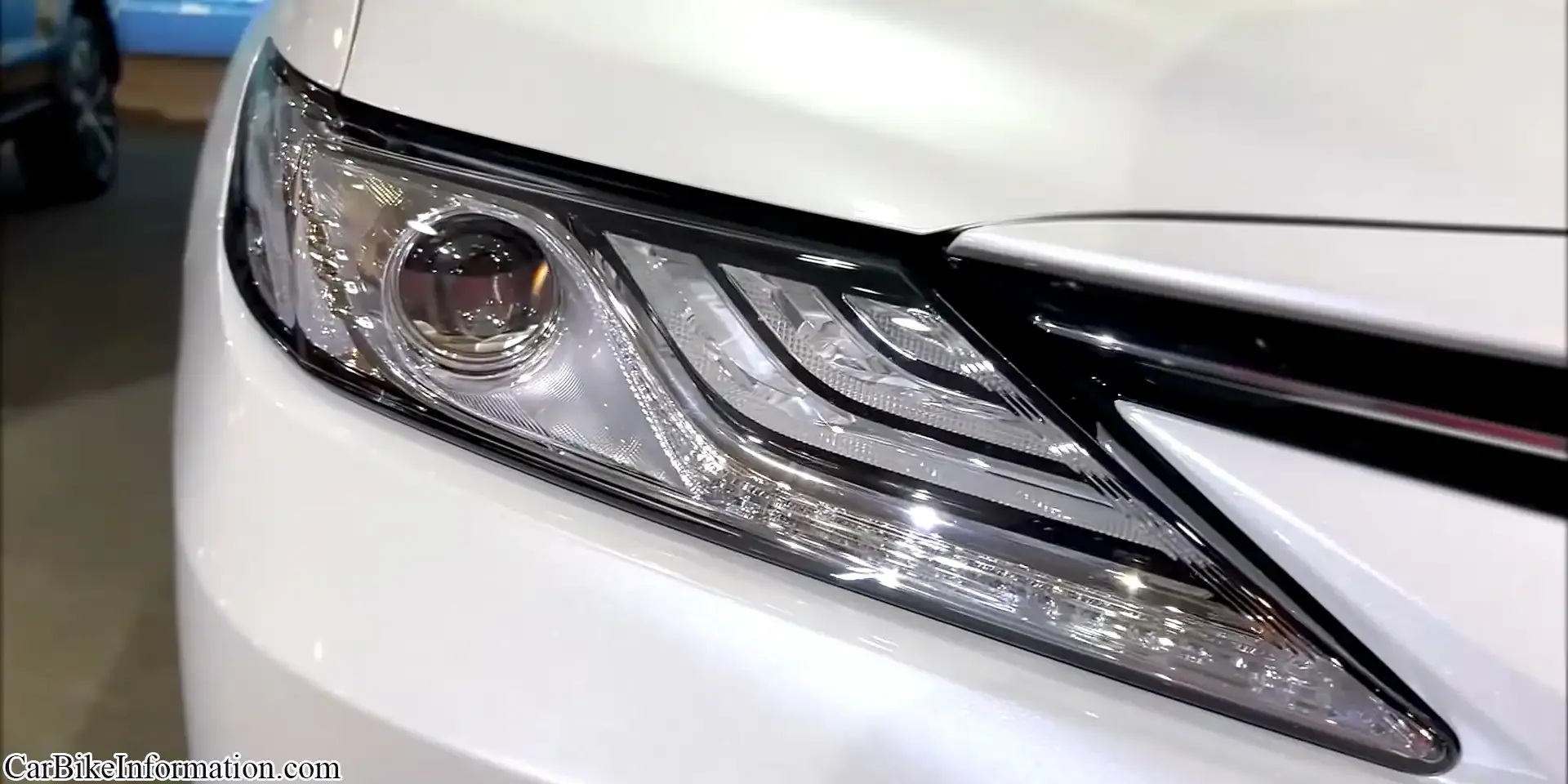 Toyota Camry Headlight