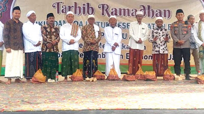 Gapura Salurkan 500 Paket Bansos dalama Rangka Tarhib Ramadhan dan Doa Bersama Untuk Keselamatan Bangsa