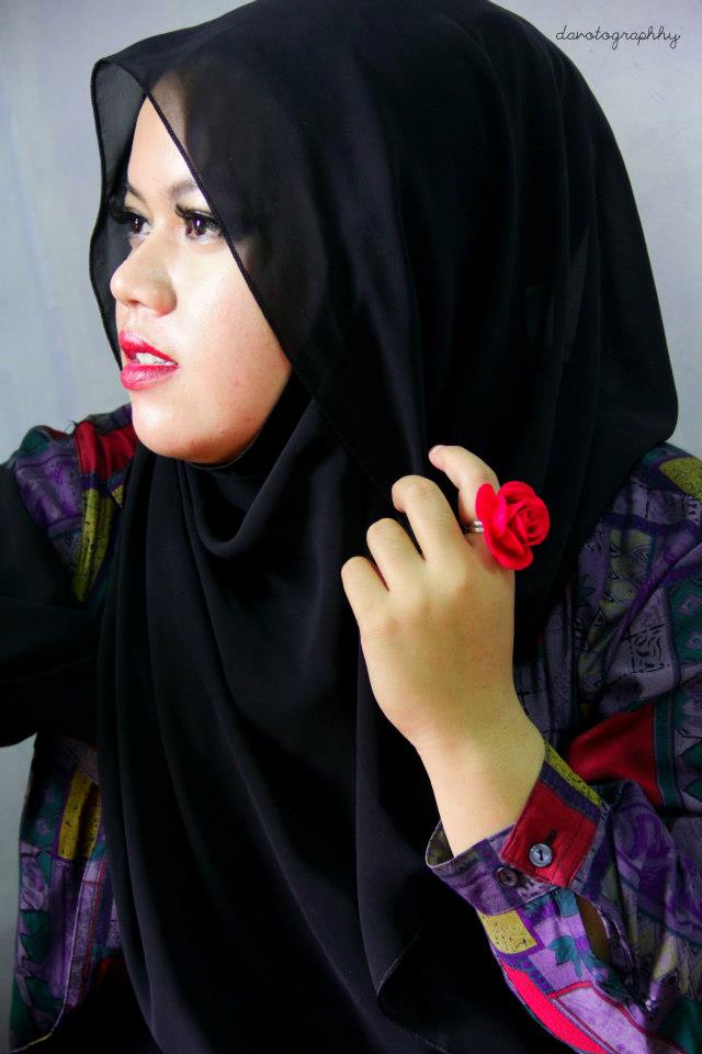 Color My World: GOTHIC HIJAB