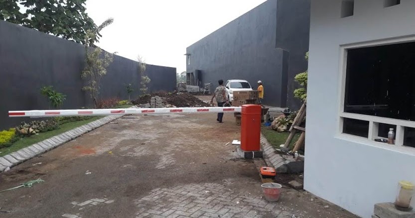 Pemasangan portal otomatis  barrier gate di hotel Palang  
