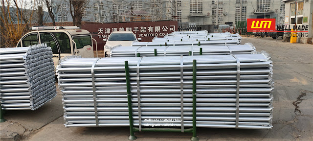 Ringlock scaffolding ledger horizontals in shipping