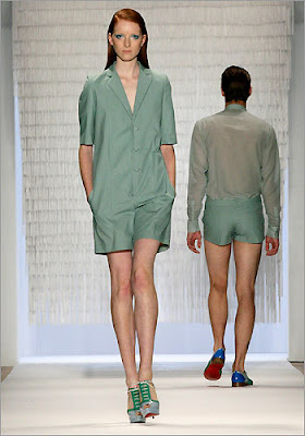 Davidelfin's Spring 2010 line featured looks for both men and women. 