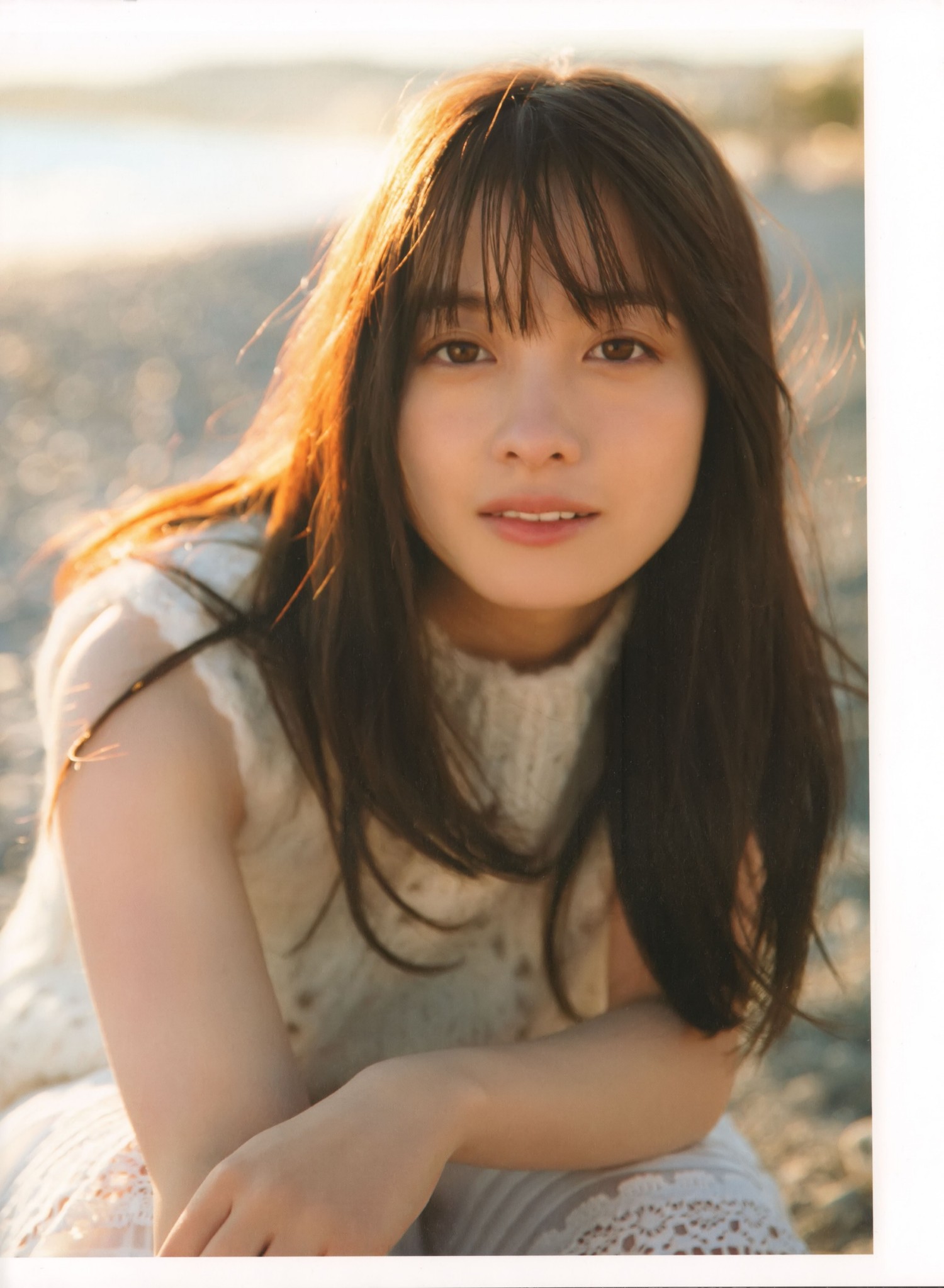 Kanna Hashimoto in NATUREL