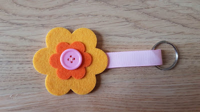 Felt flower key chains tutorial