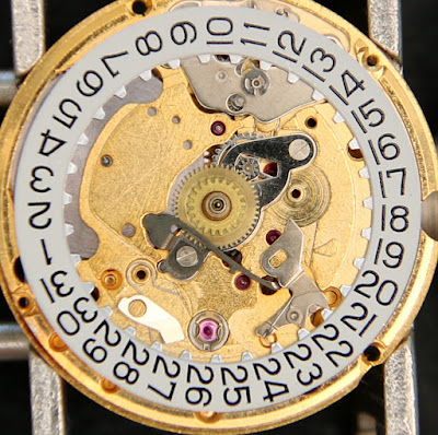 AS 20 63 Movement with the day ring exposed